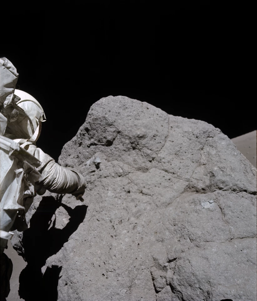 Astronaut Harrison Schmitt Sběr vzorků
